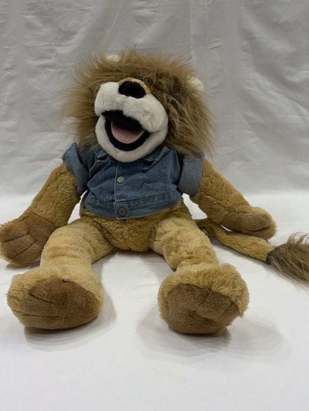 Vintage 1994 Macy's Bullocks Rowland Plush Lion  w/ Denim Jacket 25”